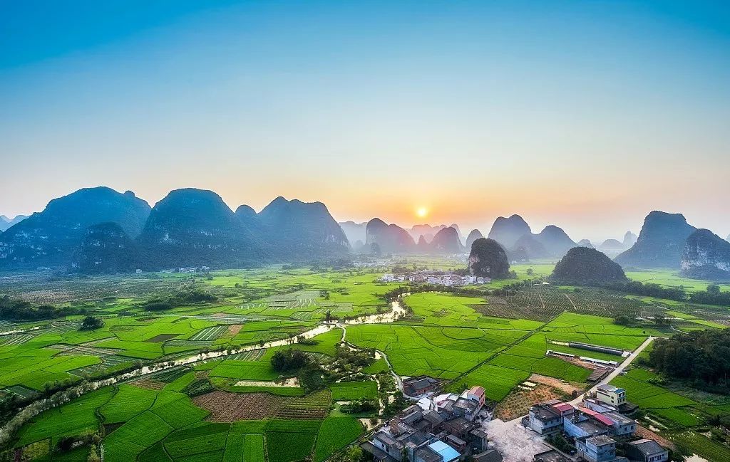 广西小巷深处的神秘美食之旅