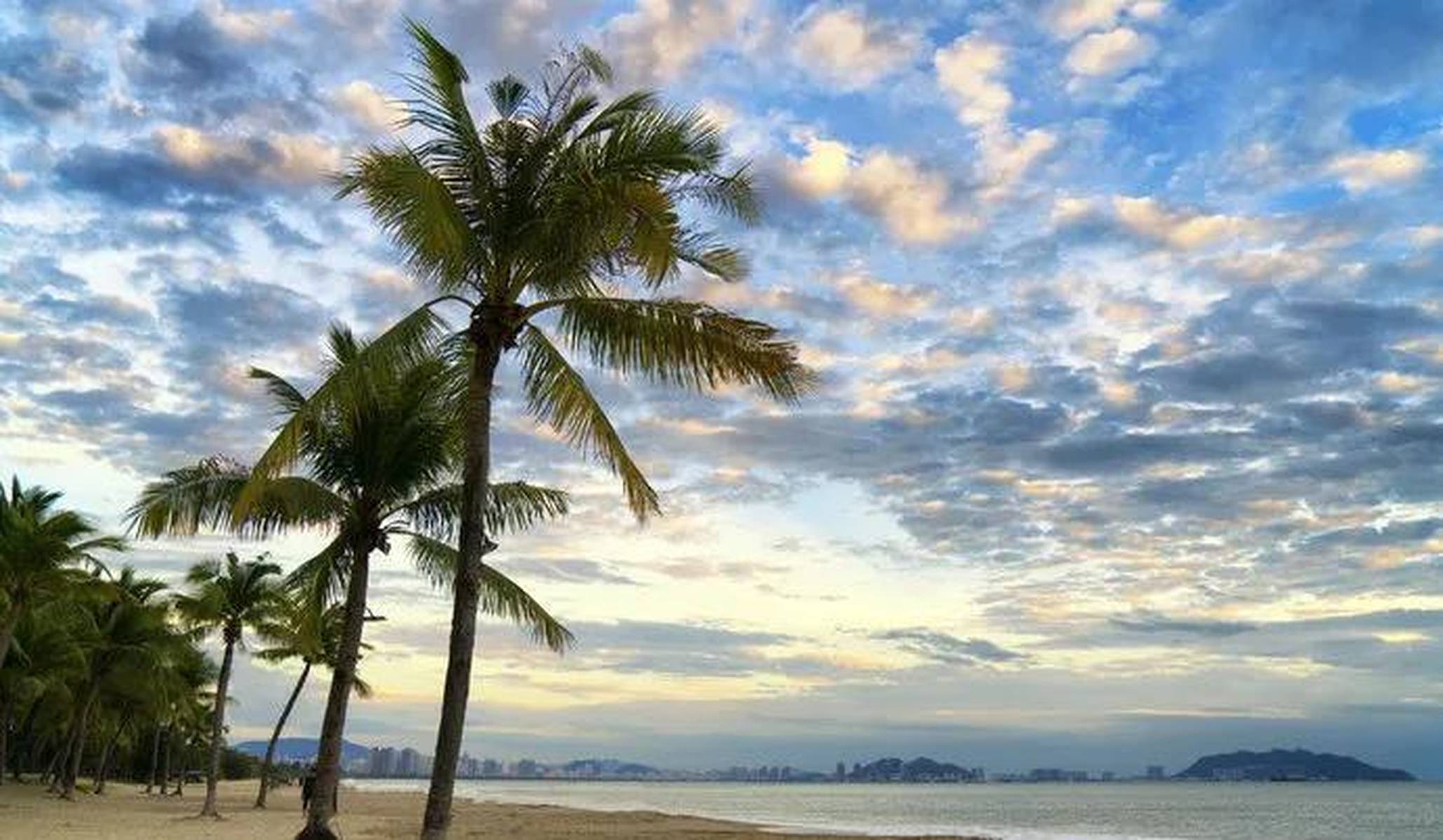 海南，热带天堂的碧海蓝天之旅