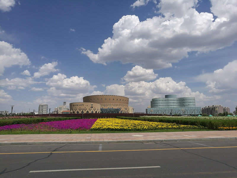 鄂尔多斯小巷深处的温馨秘境，特色小店探秘之旅